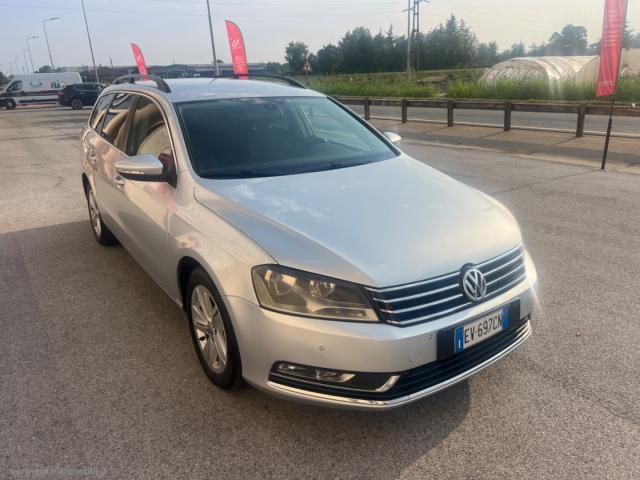 Auto - Volkswagen passat var. 2.0 tdi highline bluem.tech