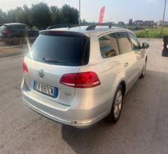 Auto - Volkswagen passat var. 2.0 tdi highline bluem.tech