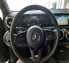 Auto - Mercedes-benz a 180 d automatic business extra