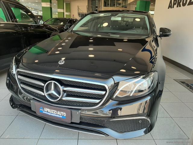 Auto - Mercedes-benz e 200 d auto business sport