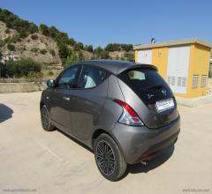 Auto - Lancia ypsilon 1.0 firefly 5p s&s hybrid silver