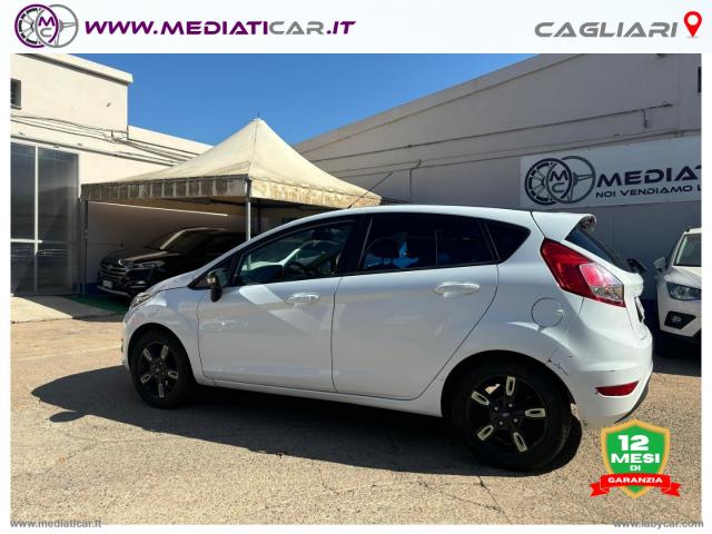 Auto - Ford fiesta 1.5 tdci 75cv 5p. bl. & white ed.