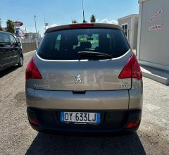 Auto - Peugeot 3008 1.6 hdi 110 cv tecno