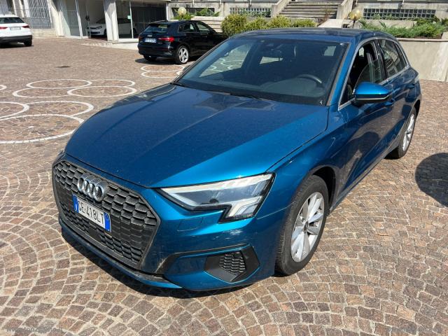 Auto - Audi a3 spb 30 tdi business