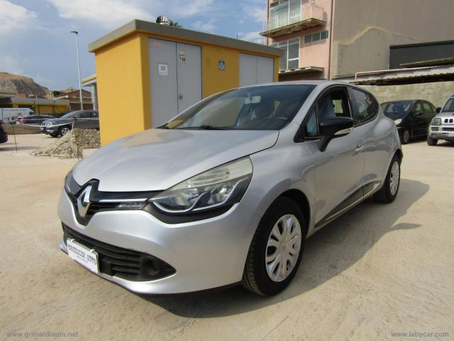 Auto - Renault clio 1.2 75 cv 5p. live