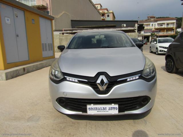 Auto - Renault clio 1.2 75 cv 5p. live