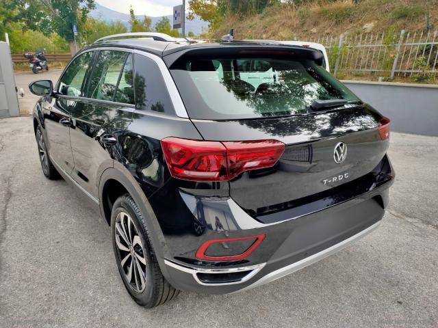 Auto - Volkswagen t-roc 1.5 tsi act style