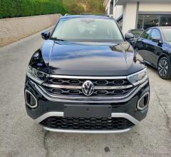 Auto - Volkswagen t-roc 1.5 tsi act style