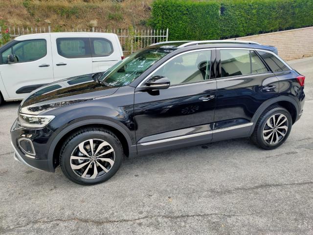 Auto - Volkswagen t-roc 1.5 tsi act style