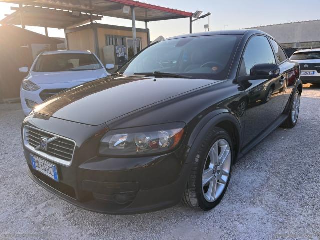 Auto - Volvo c30 1.6 d kinetic