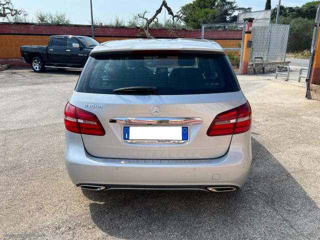 Auto - Mercedes-benz b 180 d sport 1.5 110cv