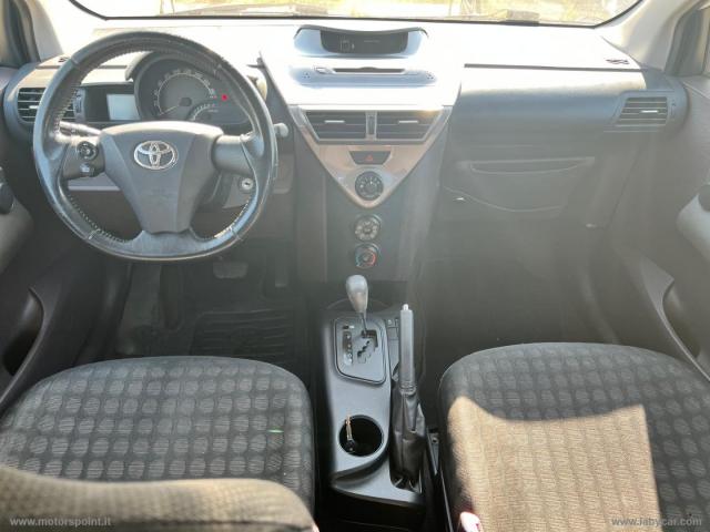 Auto - Toyota iq 1.0 multidrive versione lancio