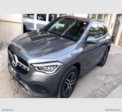 Auto - Mercedes-benz gla 200 d automatic sport