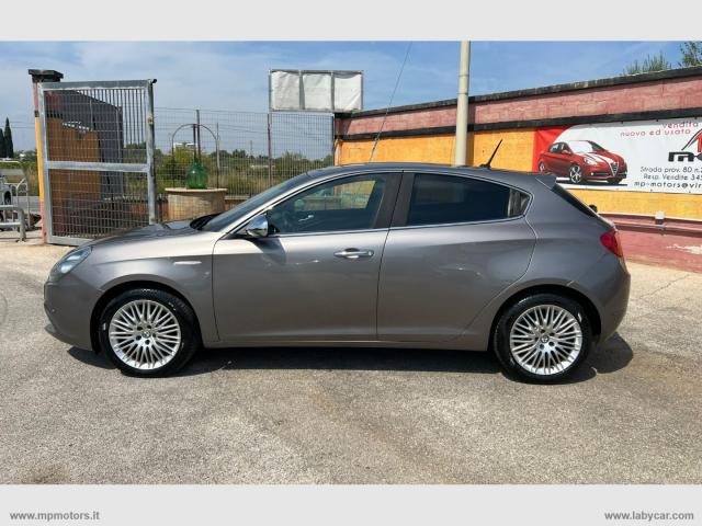 Auto - Alfa romeo giulietta exclusive 1.6 mj 105cv