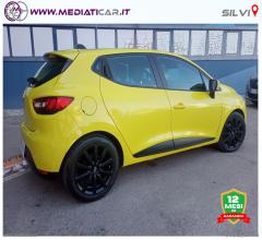 Auto - Renault clio 1.2 75 cv 5p. live