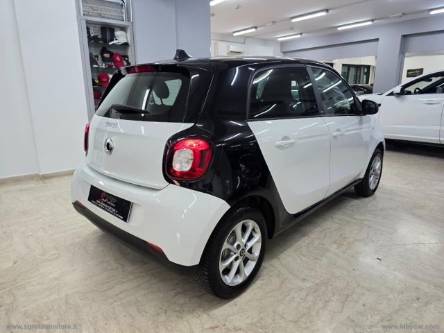 Auto - Smart forfour 70 1.0 twinamic passion