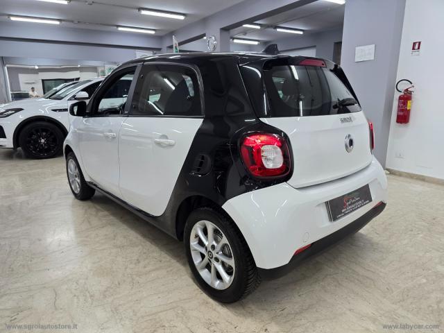 Auto - Smart forfour 70 1.0 twinamic passion