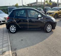 Auto - Peugeot 208 puretech 68 5p. active