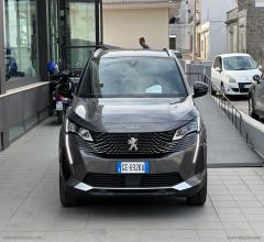 Auto - Peugeot 3008 puretech turbo 130 s&s eat8 gt