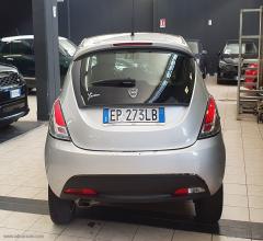 Auto - Lancia ypsilon 1.2 69 cv 5p. gpl ecochic