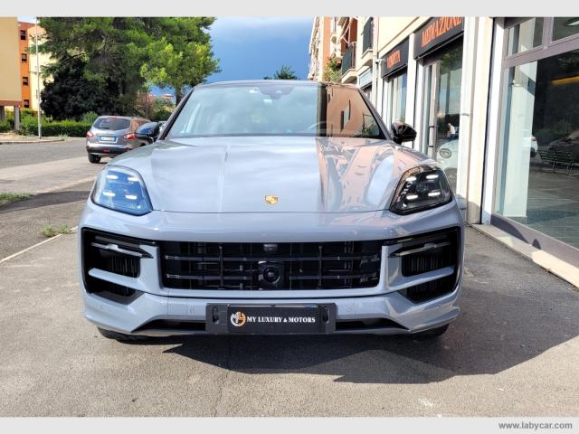 Auto - Porsche cayenne coupe 3.0 v6 353cv