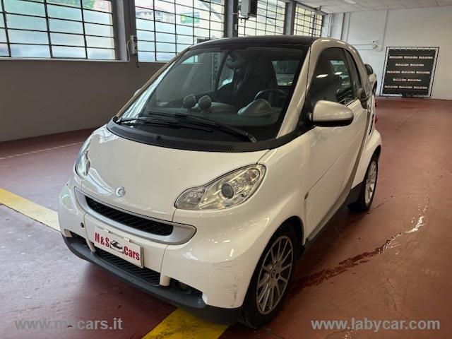 Smart fortwo 1000 52 kw mhd coupÃ© passion