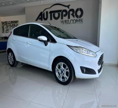 Auto - Ford fiesta 1.4 5p. bz.-gpl black & white ed.