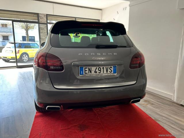 Auto - Porsche cayenne 3.0 diesel