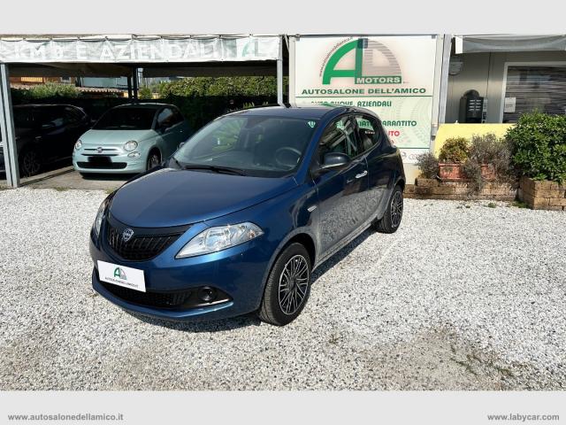 Lancia ypsilon 1.0 firefly 5p. s&s hybrid