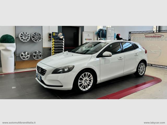 Volvo v40 d2 1.6 business edition