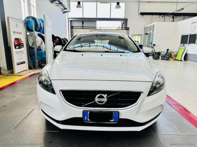 Auto - Volvo v40 d2 1.6 business edition