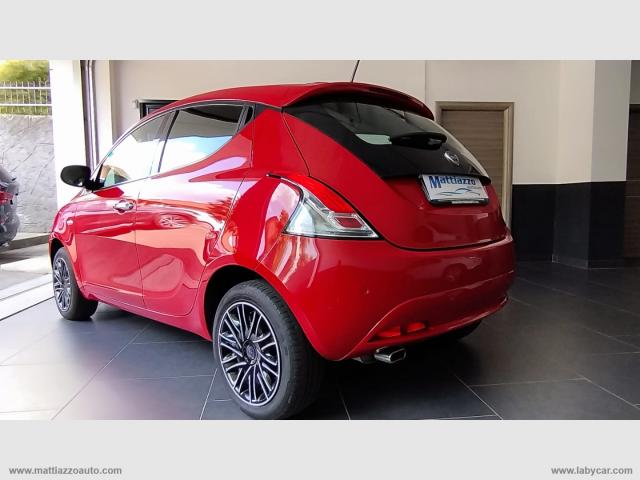 Auto - Lancia ypsilon 1.2 69 cv 5p. s&s gold