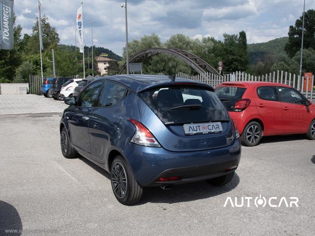 Auto - Lancia ypsilon 1.0 firefly 5p.s&s hyb. eco gold