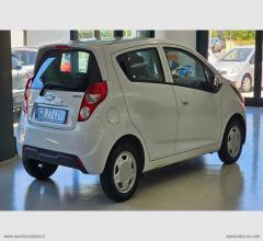 Auto - Chevrolet spark 1.0 ls