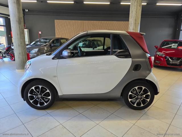 Auto - Smart fortwo 70 1.0 twinamic cabrio passion