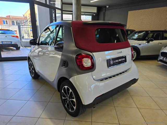 Auto - Smart fortwo 70 1.0 twinamic cabrio passion