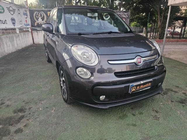 Auto - Fiat 500l 1.3 mjt 95 cv dualogic lounge