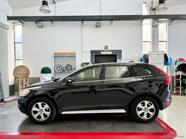 Auto - Volvo xc60 2.4 d5 kinetic