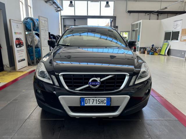 Auto - Volvo xc60 2.4 d5 kinetic