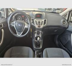 Auto - Ford fiesta 1.4 5p. bz.- gpl titanium