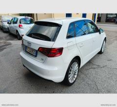 Auto - Audi a3 spb 1.6 tdi cl.d. s tr. ambiente