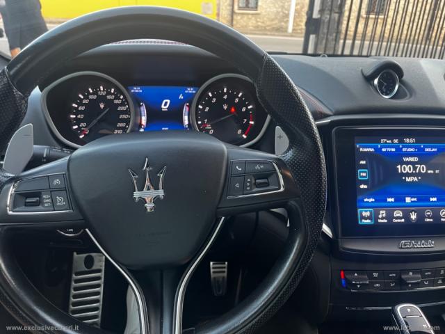 Auto - Maserati ghibli v6 gransport