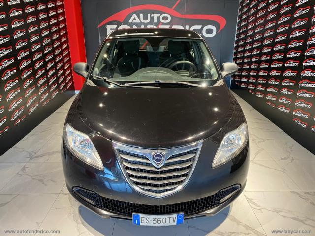 Auto - Lancia ypsilon 0.9 metano