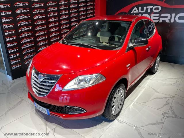 Auto - Lancia ypsilon 0.9 metano