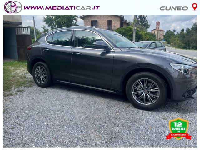 Auto - Alfa romeo stelvio 2.2 t.diesel 190cv at8 rwd bus.