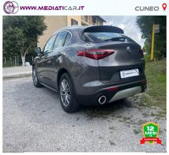 Auto - Alfa romeo stelvio 2.2 t.diesel 190cv at8 rwd bus.