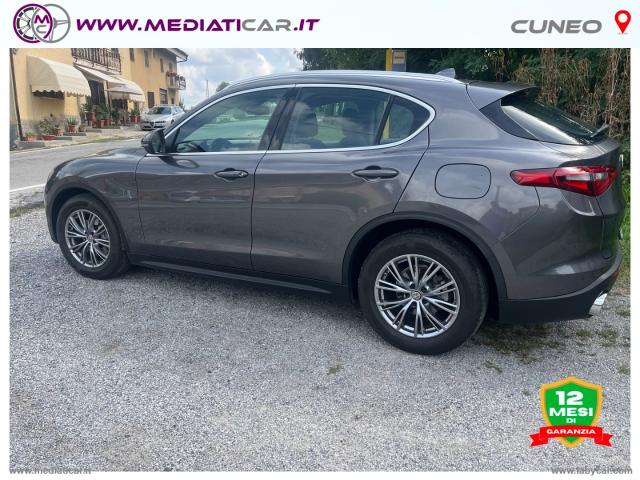 Auto - Alfa romeo stelvio 2.2 t.diesel 190cv at8 rwd bus.