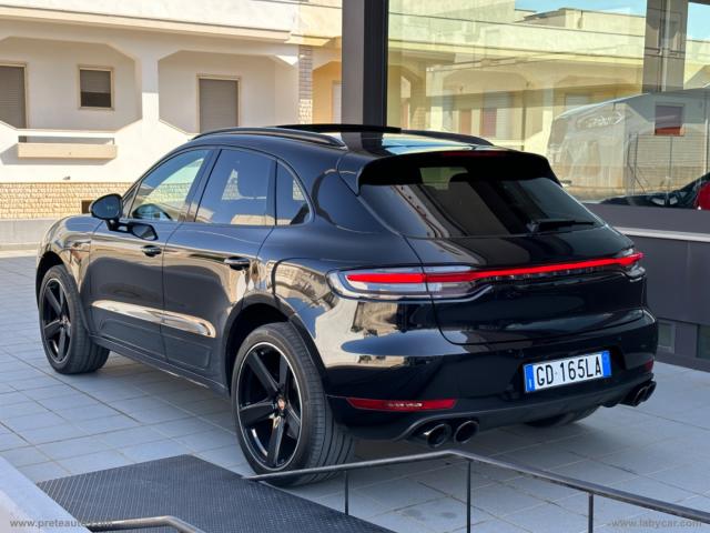 Auto - Porsche macan 2.0