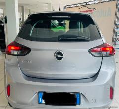 Auto - Opel corsa 1.2 edition