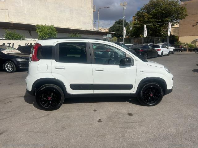 Auto - Fiat panda 1.3 mjt 95 cv s&s 4x4